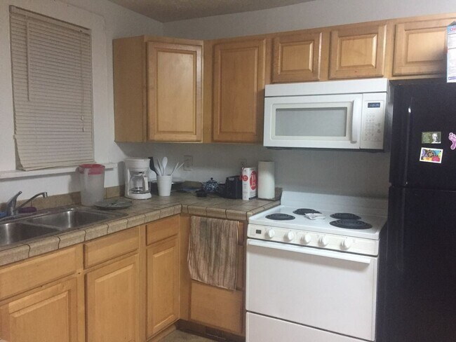 1417 S Walnut St in Bloomington, IN - Building Photo - Building Photo