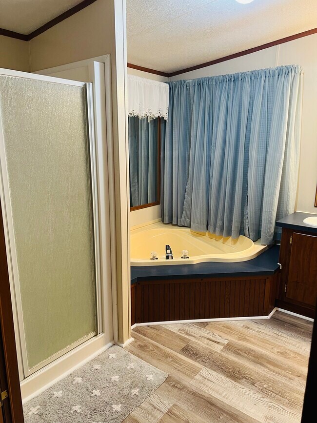 3555 Willis Wharf Rd in Exmore, VA - Building Photo - Building Photo