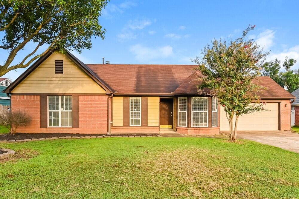 6935 Amanda Dr N in Olive Branch, MS - Building Photo