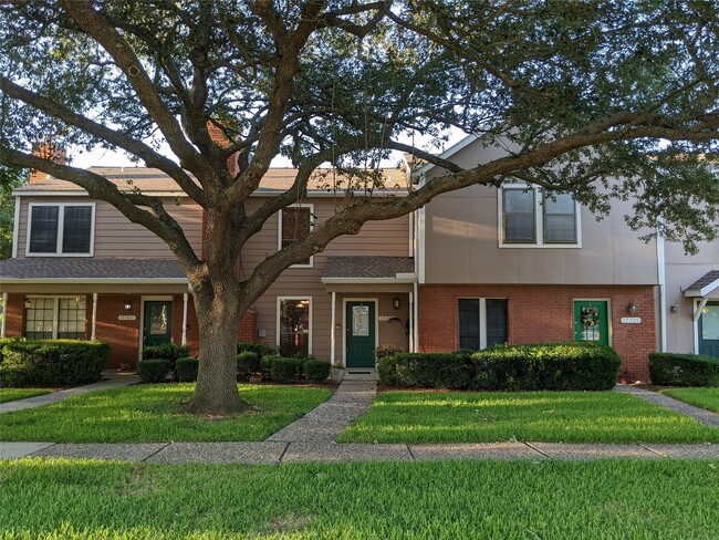 property at 17303 Saturn Ln