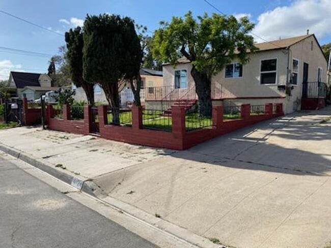property at 6124 Brooklyn Ave