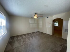 1310 14th St NE in Hickory, NC - Building Photo - Building Photo