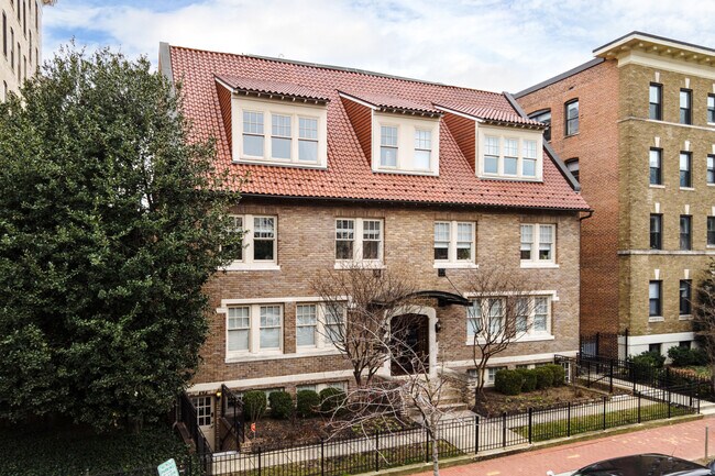1704 T St NW in Washington, DC - Building Photo - Building Photo