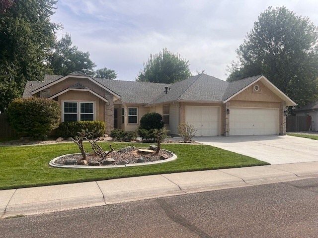 900 N Player Ave in Eagle, ID - Building Photo - Building Photo