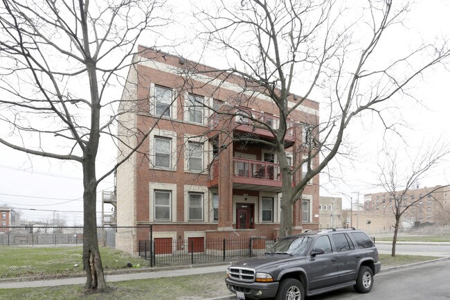 6400-6402 S Maryland Ave in Chicago, IL - Building Photo - Building Photo