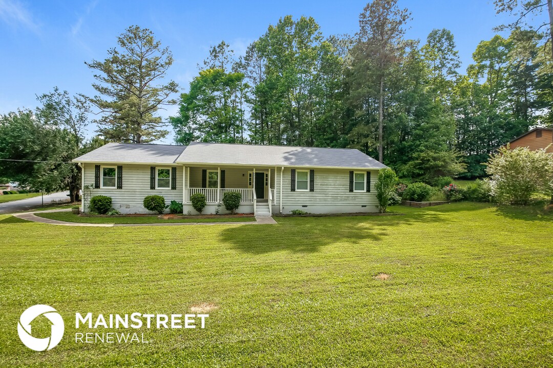 4315 Housworth Dr in Stonecrest, GA - Building Photo