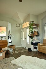 5615 Bayberry Ave in Bakersfield, CA - Building Photo - Building Photo