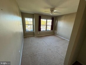 503 Steeplechase Ct in Deptford, NJ - Building Photo - Building Photo