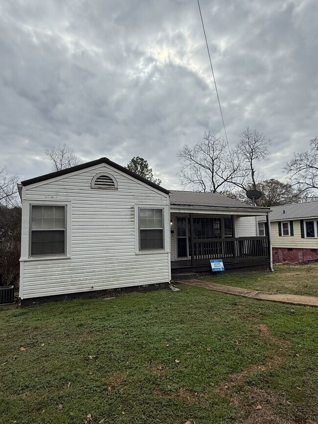 204 Gary St in Talladega, AL - Building Photo - Building Photo