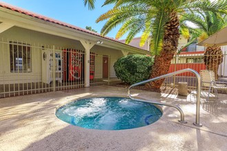 CopperHill Apartments in Tucson, AZ - Building Photo - Building Photo