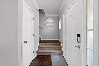 38 Roxbury Ln in Newnan, GA - Building Photo - Building Photo