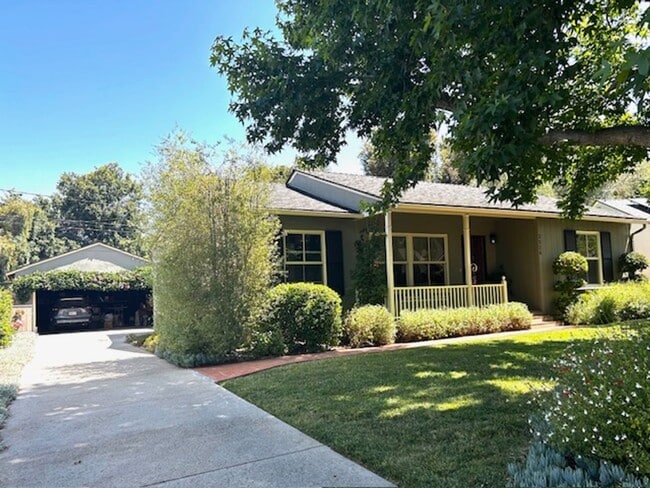 property at 3526 Santa Maria Ln