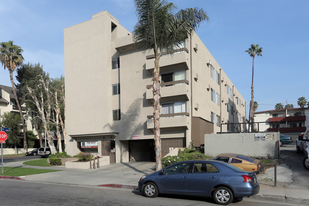 Hobart Apartments in Los Angeles, CA - Foto de edificio