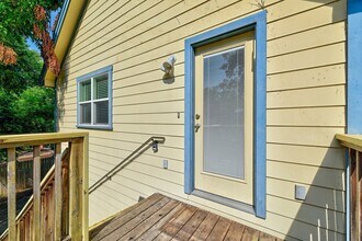 4527 Avenue B in Austin, TX - Building Photo - Building Photo