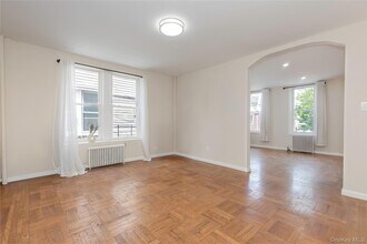 255 Quincy Ave in Bronx, NY - Building Photo - Building Photo