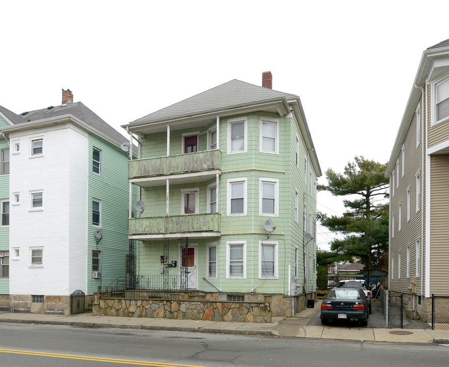 80 County St in New Bedford, MA - Building Photo