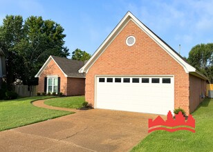 9889 Leda Cove in Cordova, TN - Building Photo - Building Photo