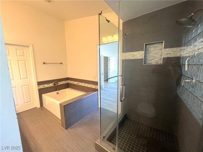 property at 1604 Wolf Canyon Ct