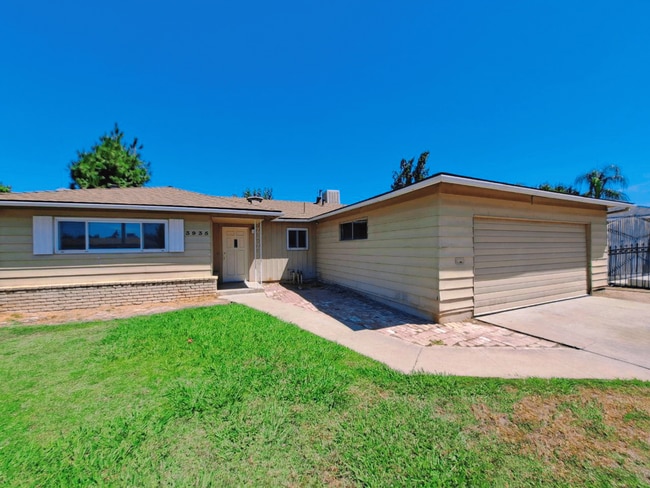 property at 3935 E Donner Ave