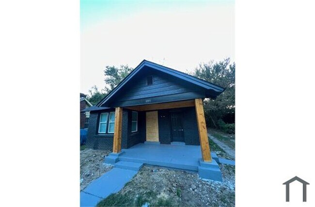 property at 1157 Melrose St