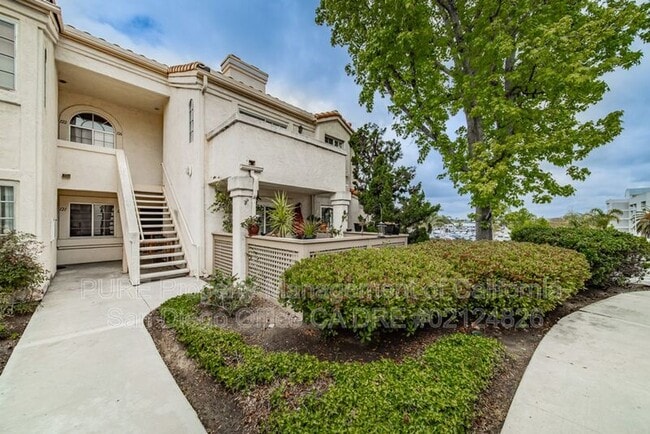 property at 750 Breeze Hill Rd