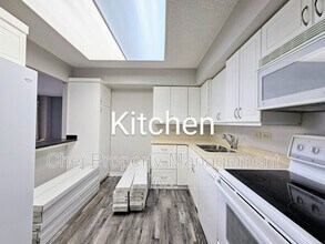 11027-11087 87 Ave NW in Edmonton, AB - Building Photo - Building Photo