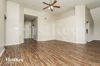 7921 Rice Dr in Rowlett, TX - Foto de edificio - Building Photo