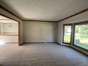 201 Castellow Ct in Yorktown, VA - Building Photo - Building Photo