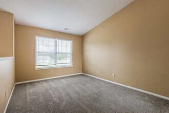 2021 Twin Leaf Ct in Indianapolis, IN - Building Photo - Building Photo