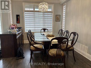 3810 Thomas St in Mississauga, ON - Building Photo - Building Photo