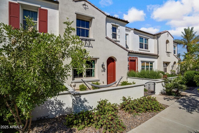 property at 2477 W Market Pl