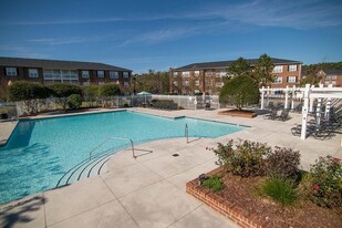 Reserve at Jacksonville Commons Apartments