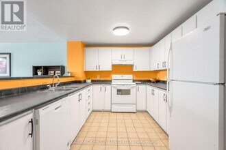 446-446 Gilmour St in Ottawa, ON - Building Photo - Building Photo