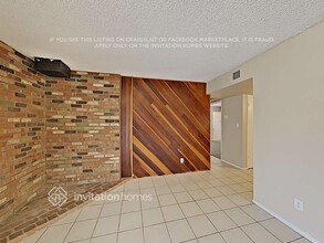 1020 W Halstead Dr in Phoenix, AZ - Foto de edificio - Building Photo