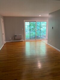 1634 Farmington Ave, Unit 7