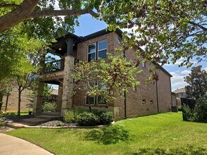 1030 Lone Ivory Trail in Arlington, TX - Building Photo - Building Photo