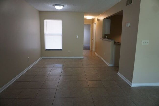 5479 Pinehaven Ct in Jacksonville, FL - Building Photo - Building Photo