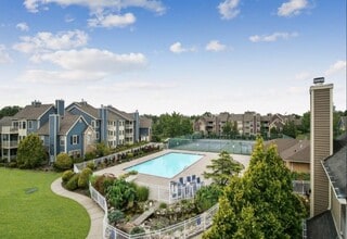 183 Blew Ct in East Brunswick, NJ - Building Photo - Building Photo