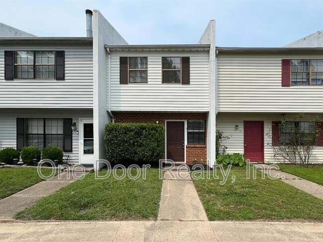 property at 5 Harpoon Ct