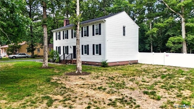 2930 Brierwood Rd in Petersburg, VA - Building Photo - Building Photo