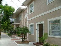 535 2nd St N in St. Petersburg, FL - Foto de edificio - Building Photo