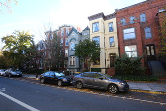 1324 R St NW in Washington, DC - Foto de edificio - Building Photo