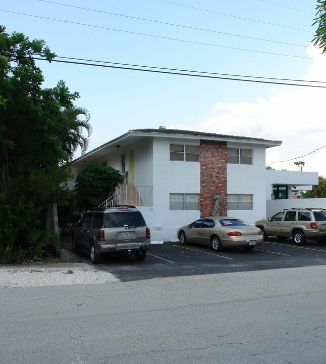 604 SE 14th Ct in Fort Lauderdale, FL - Building Photo