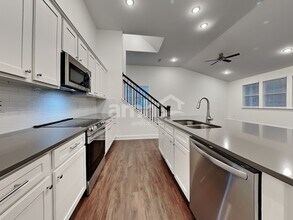 4977 Pebble Bridge Wy in Auburn, GA - Building Photo - Building Photo