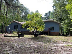 2193 Cleveland Cir in Sanford, NC - Building Photo - Building Photo