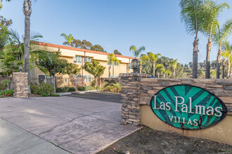 Las Palmas Villas in San Diego, CA - Building Photo - Building Photo