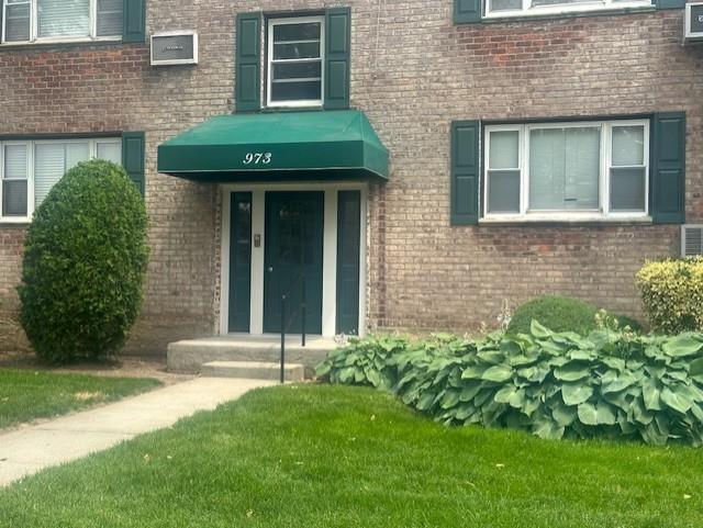 973 Fenwood Dr in Valley Stream, NY - Building Photo