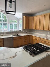 10400 Twin Knoll Way in Upper Marlboro, MD - Building Photo - Building Photo
