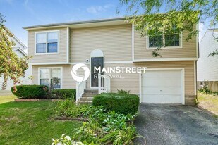 1574 Autumn Village Dr in Columbus, OH - Building Photo
