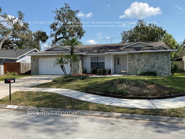 property at 715 Foxglove Pl